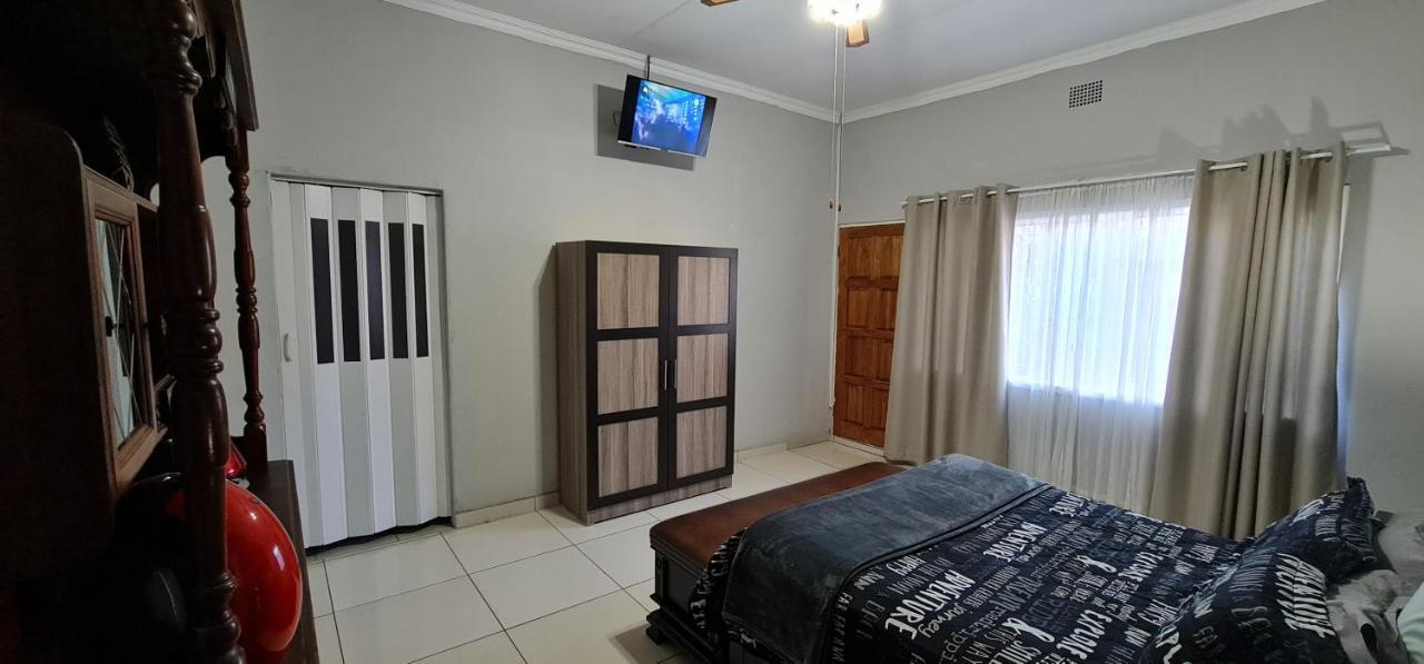 Sleepover @194 Rustenburg Exterior photo
